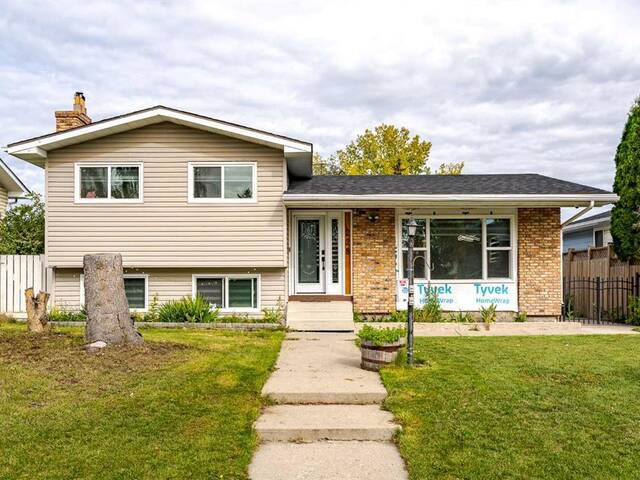 228 Pinecrest Crescent NE Calgary