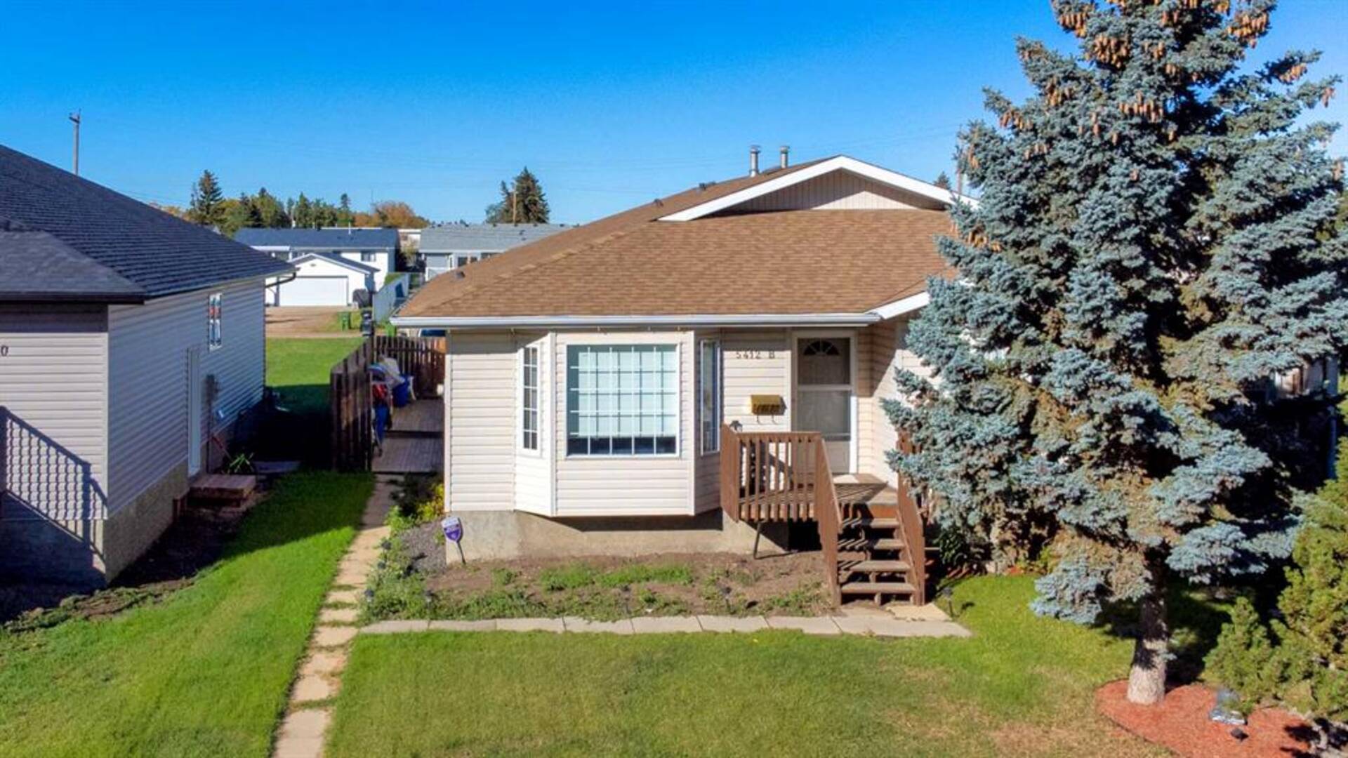 5412B 52 Street Camrose