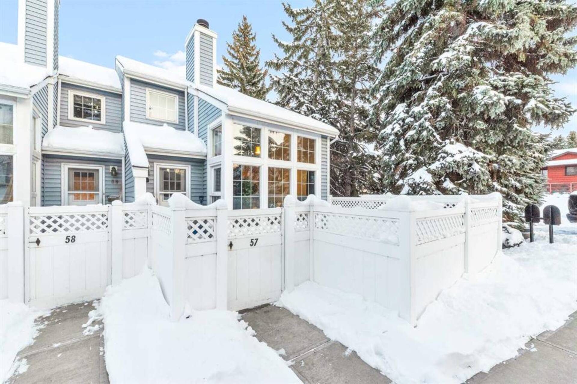 57, 28 Berwick Crescent NW Calgary