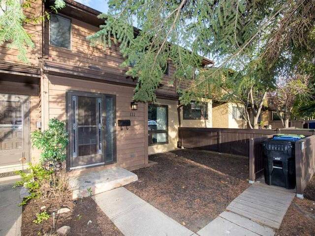 111, 2300 Oakmoor Drive SW Calgary