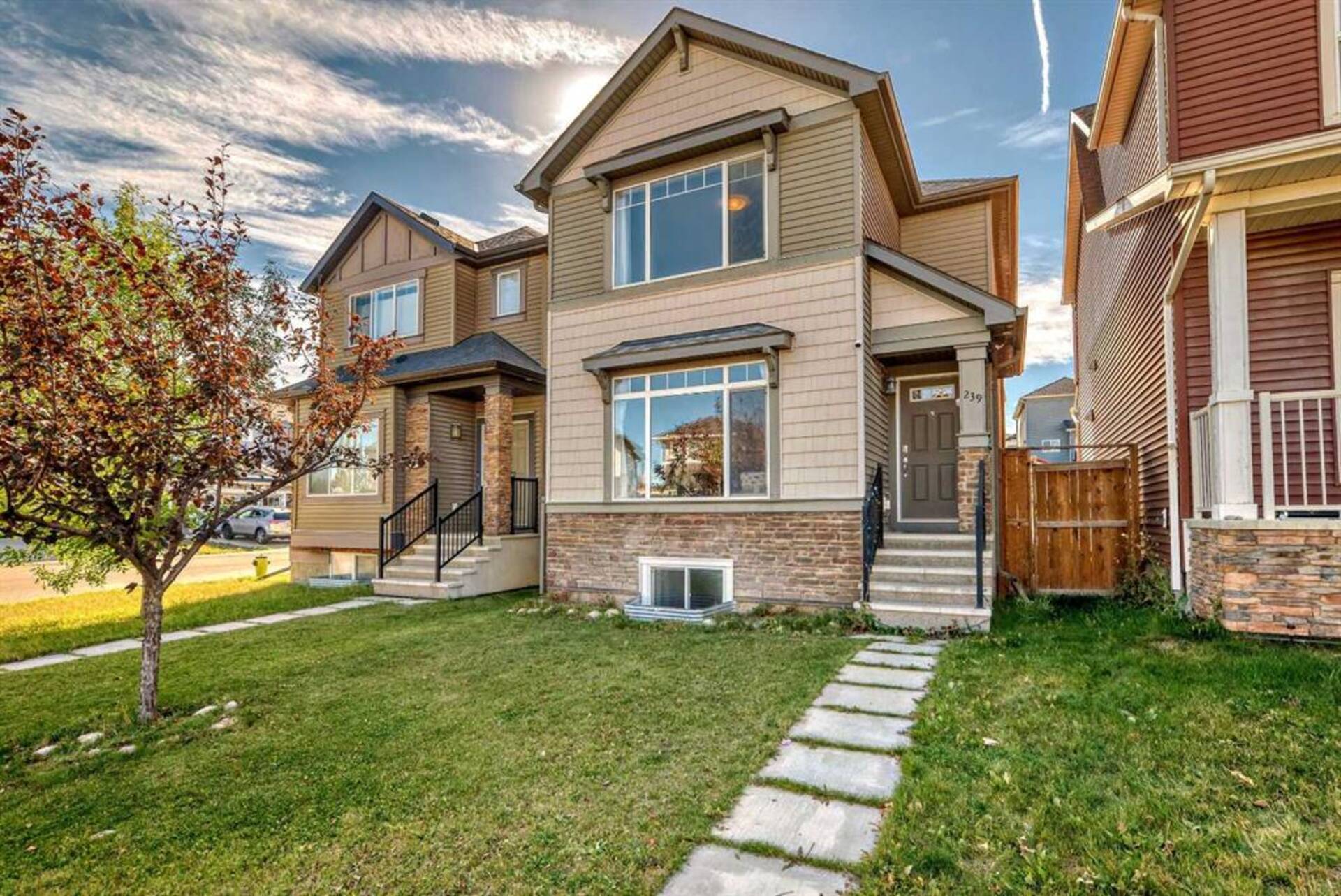 239 Sage Bank Grove NW Calgary