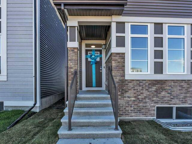 137 Corner Glen Way NE Calgary