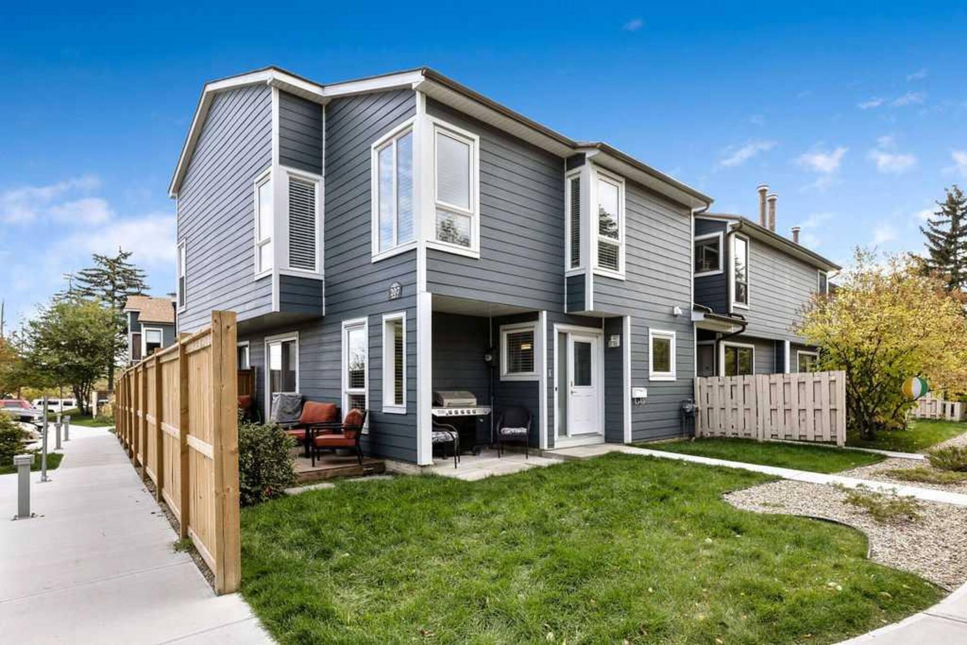 1, 207 Grier Terrace NE Calgary