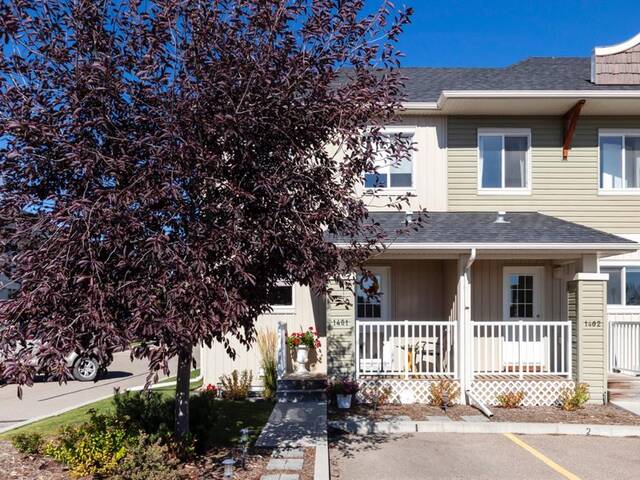 1401 Clover Link Carstairs