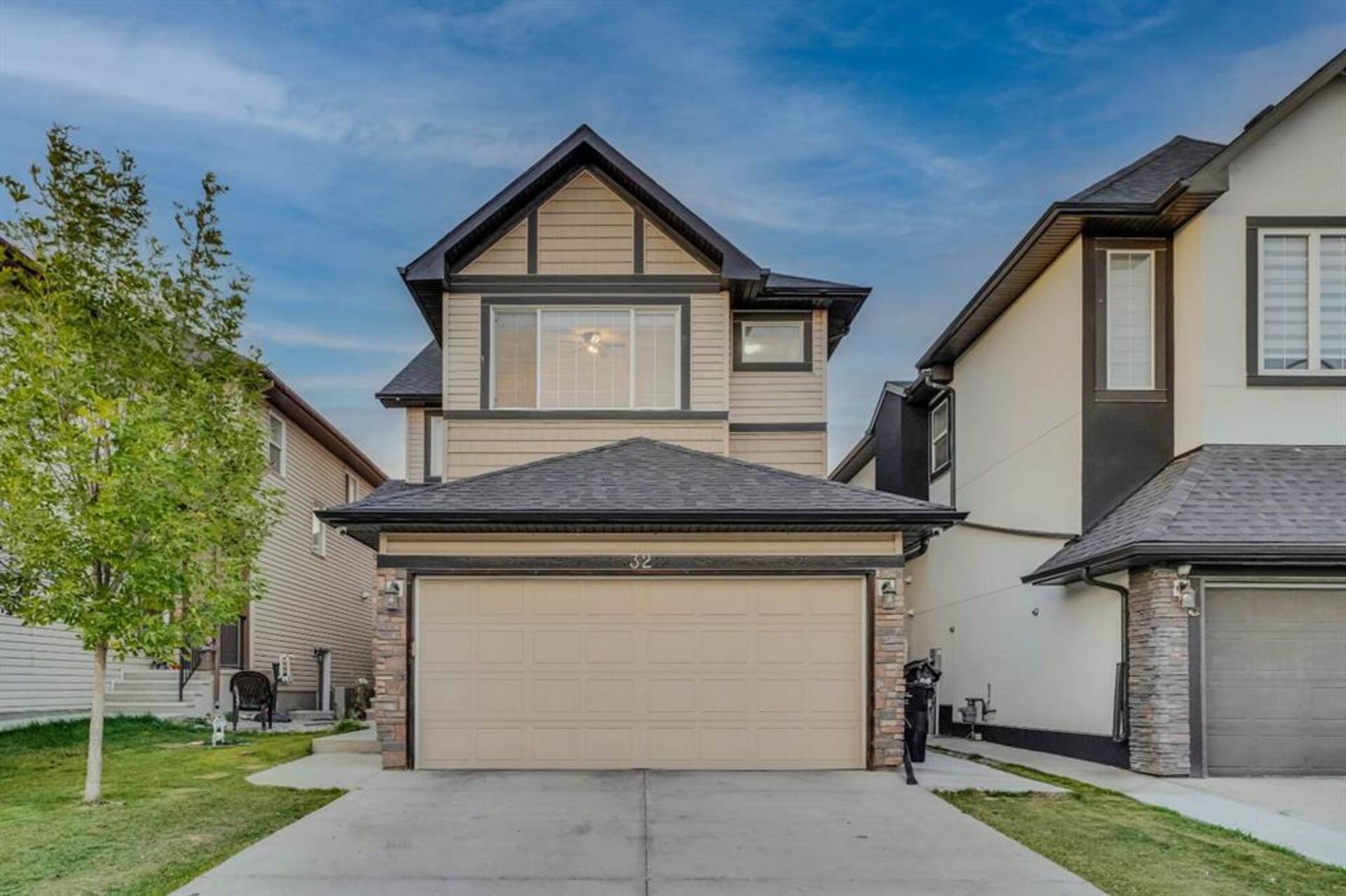 32 Saddlelake Gardens NE Calgary