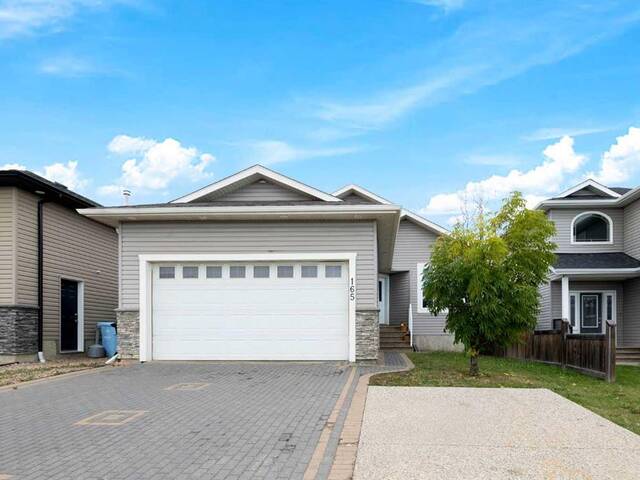 165 Paris Crescent Fort McMurray