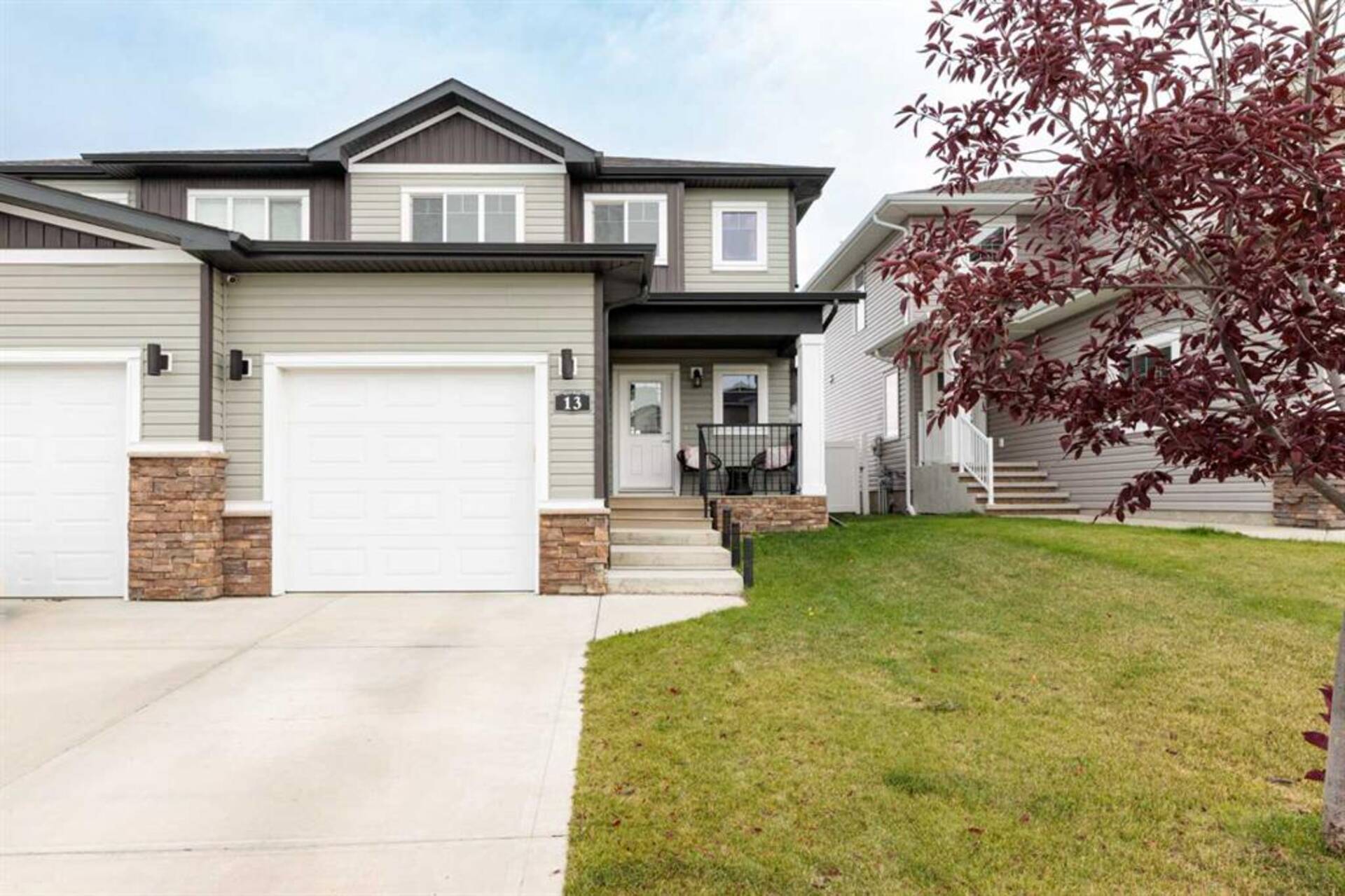 13 Cameron Close Sylvan Lake