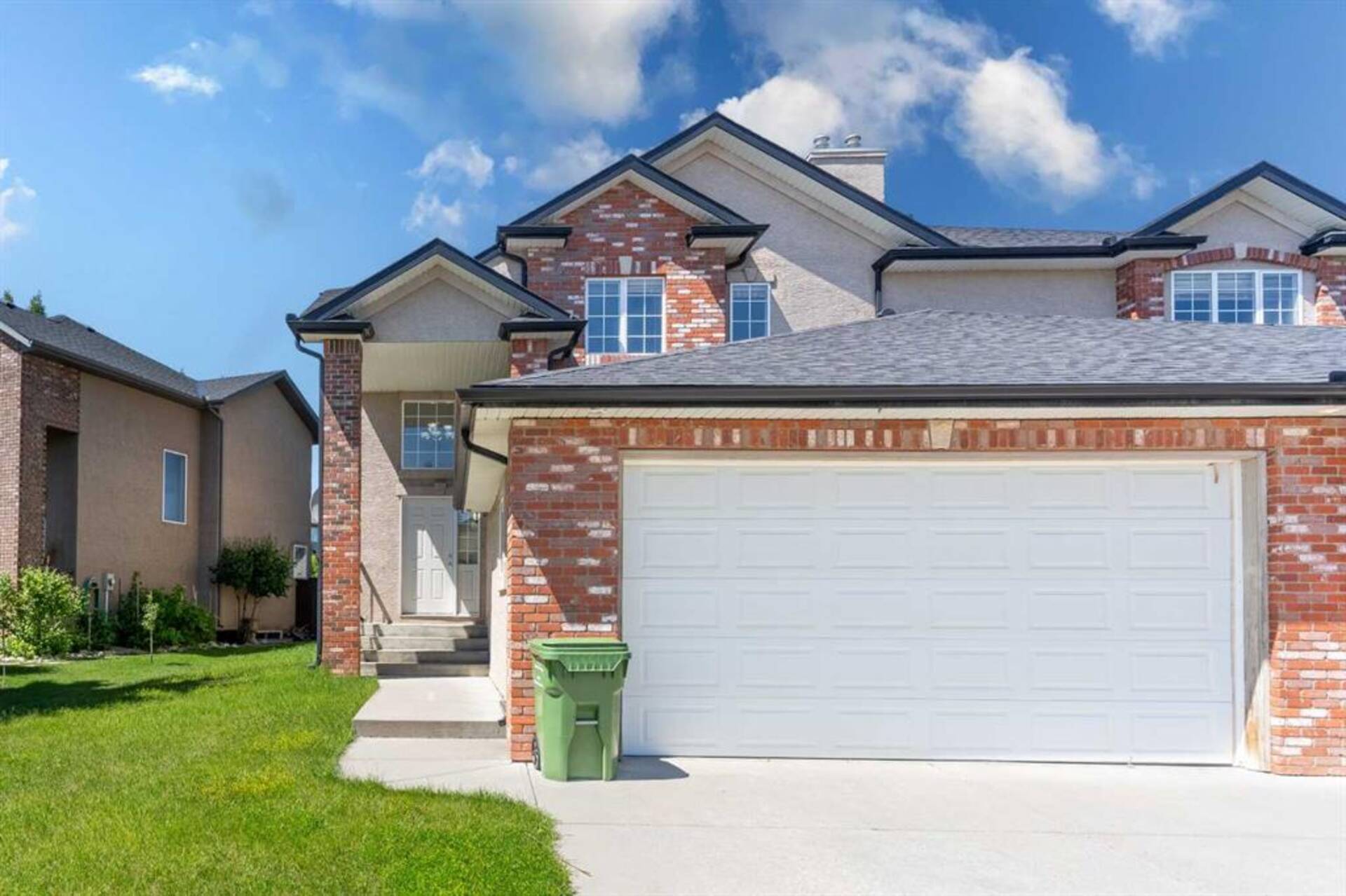 1565 Strathcona Drive SW Calgary