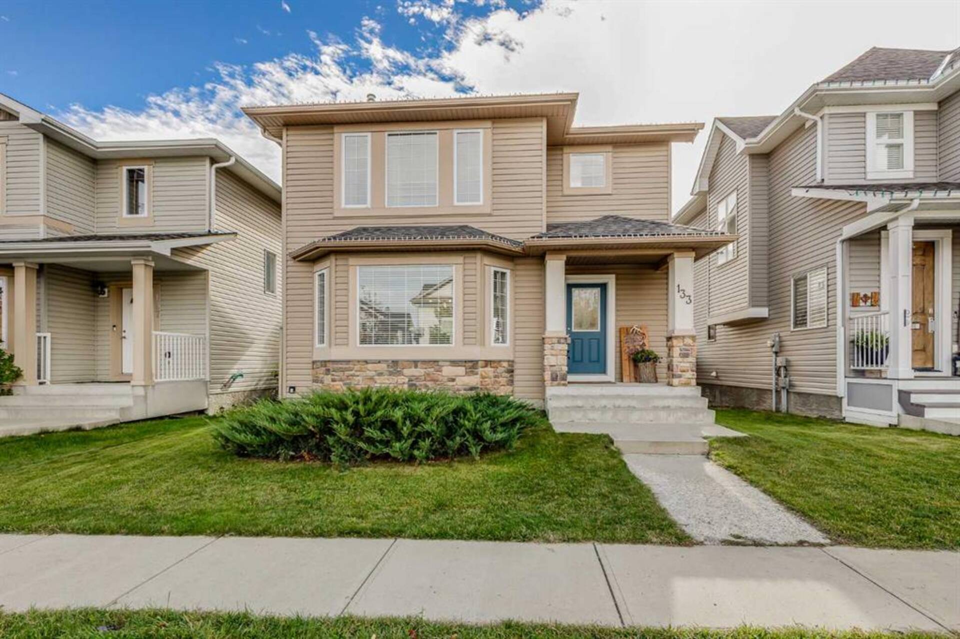 133 Luxstone Place SW Airdrie