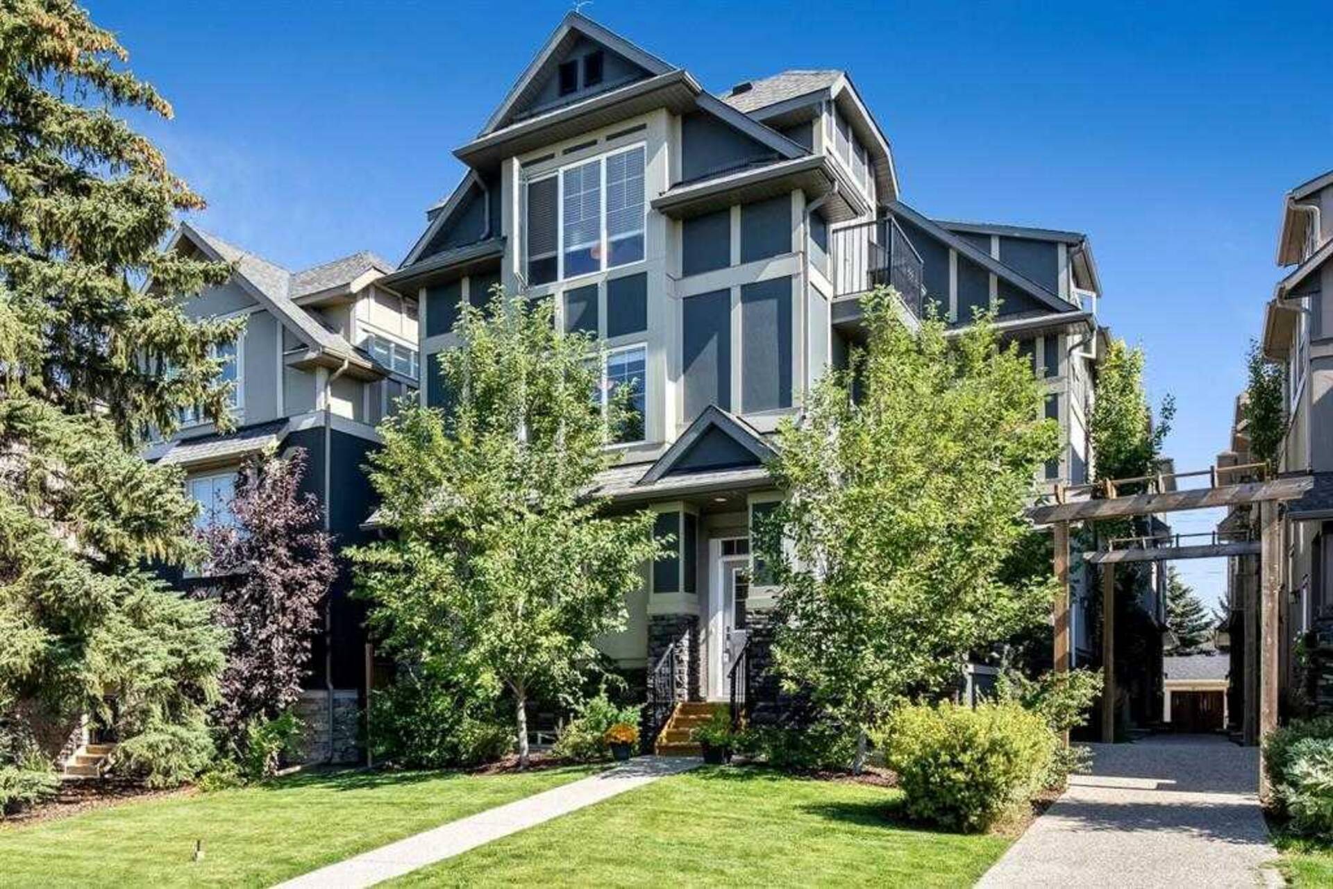 4, 2428 30 Street SW Calgary