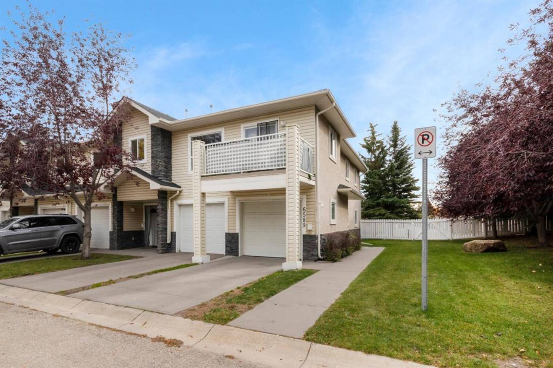 6589 Pinecliff Grove NE Calgary