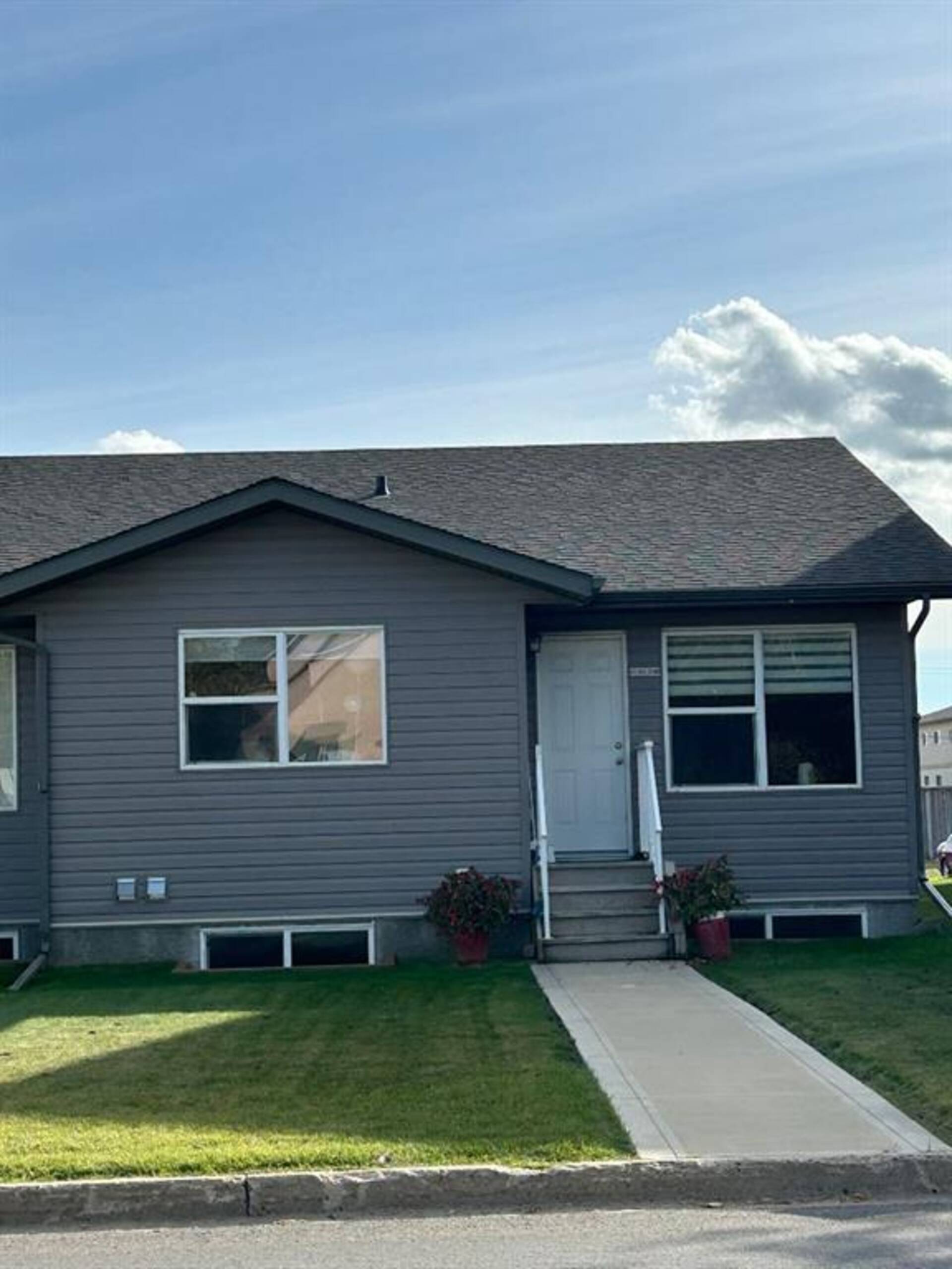 3, 5311 57 Avenue Ponoka