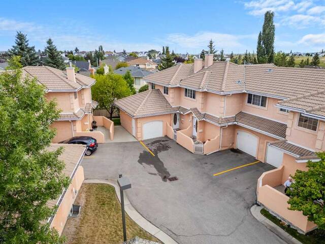 222 Coral Cove NE Calgary