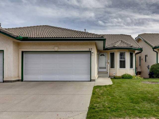 97 Strathearn Gardens SW Calgary