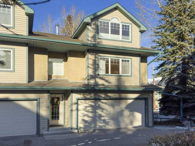 19, 164 Rundle Drive Canmore