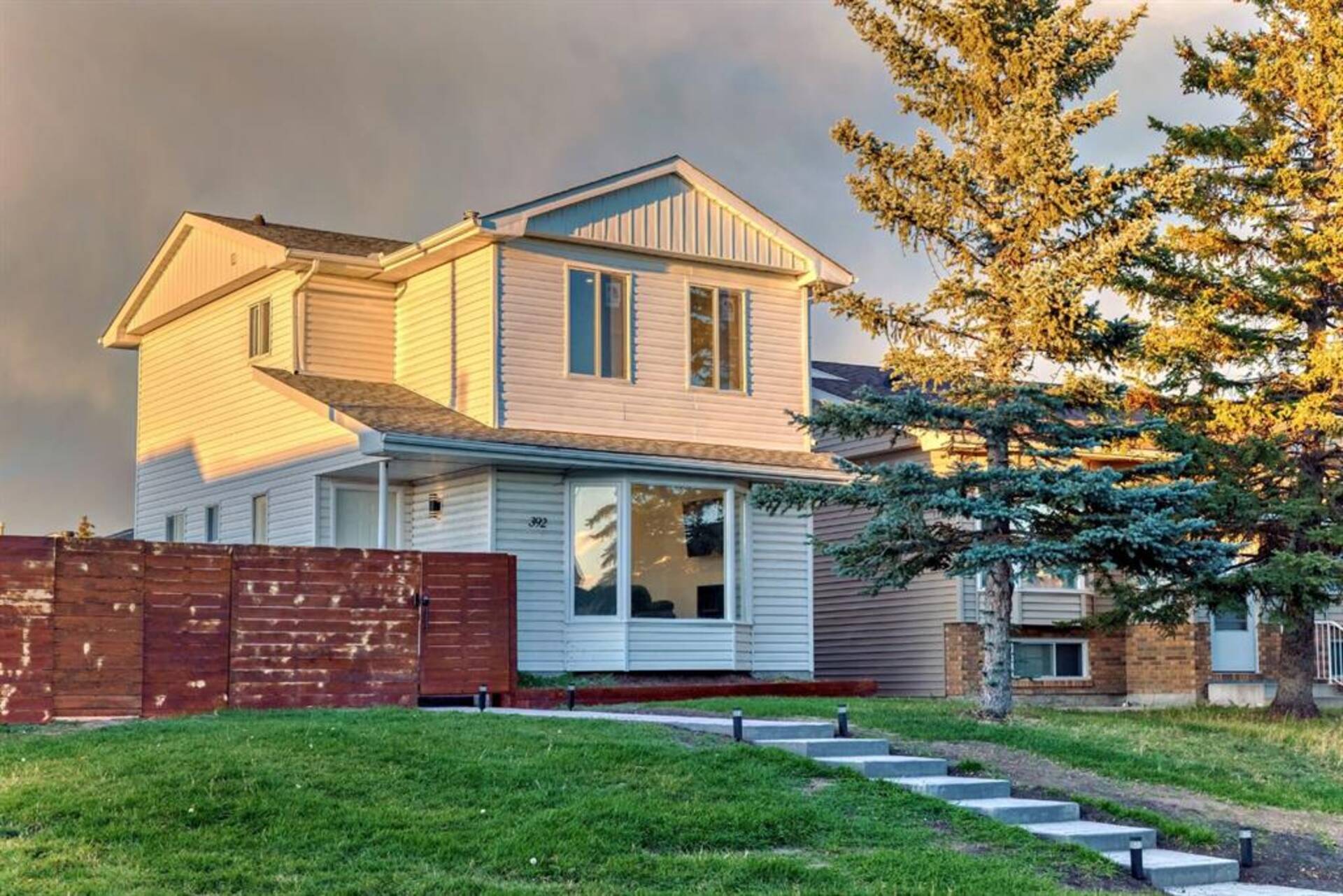 392 Falmere Road NE Calgary