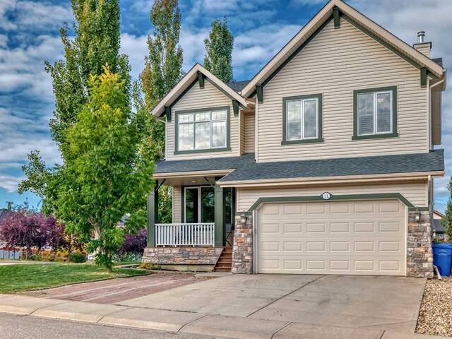 11 Crestridge Way SW Calgary