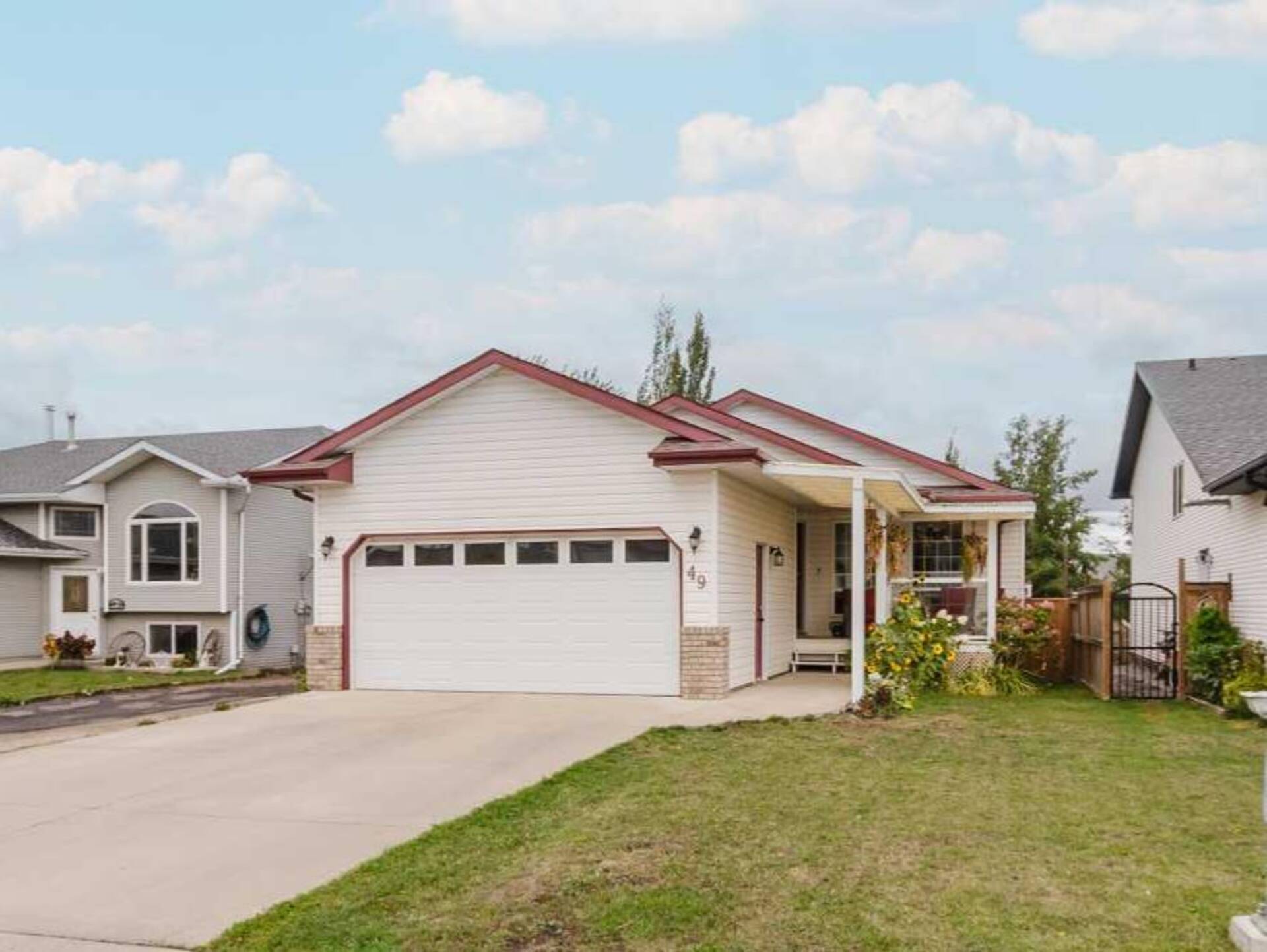 49 Heenan Crescent Sylvan Lake