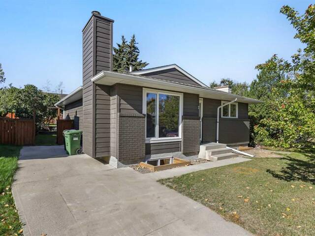 7 Deerbow Place SE Calgary