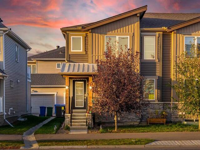 1112 140 Avenue NW Calgary