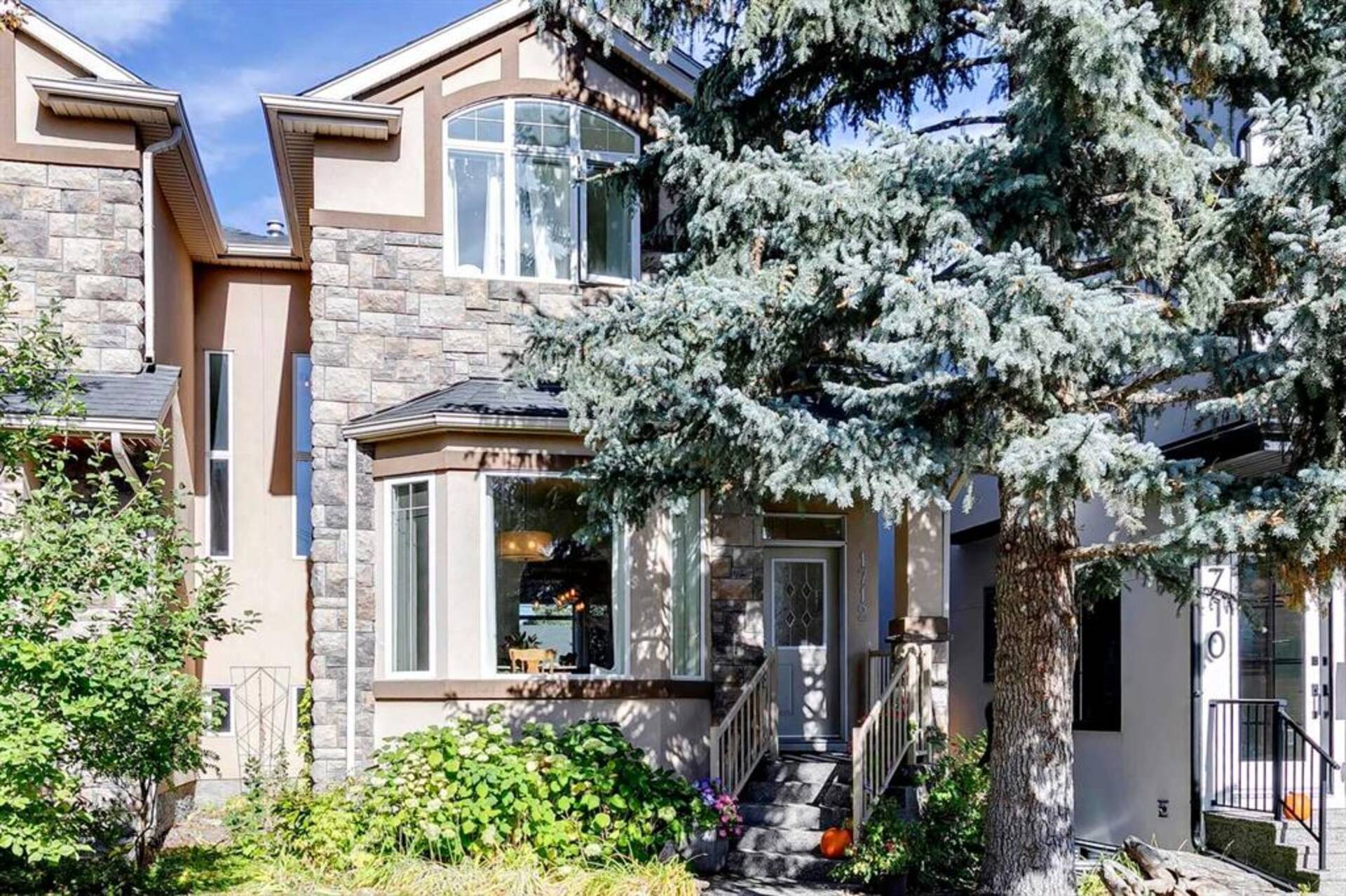 1712 49th Avenue SW Calgary