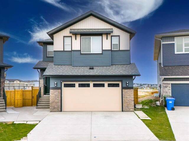 907 Corner Meadows Way NE Calgary