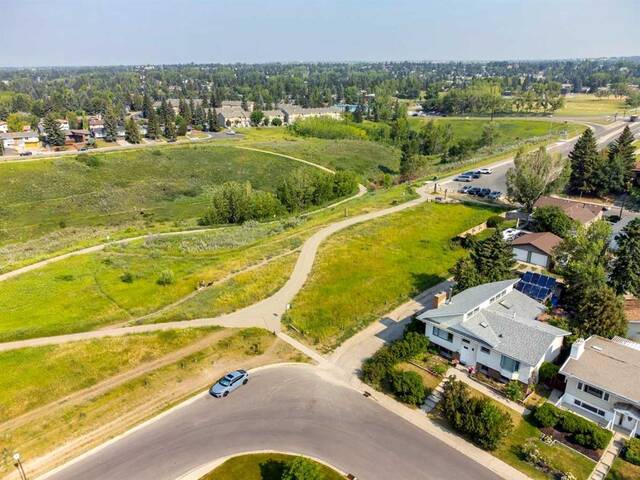 7063 Silverview Drive NW Calgary