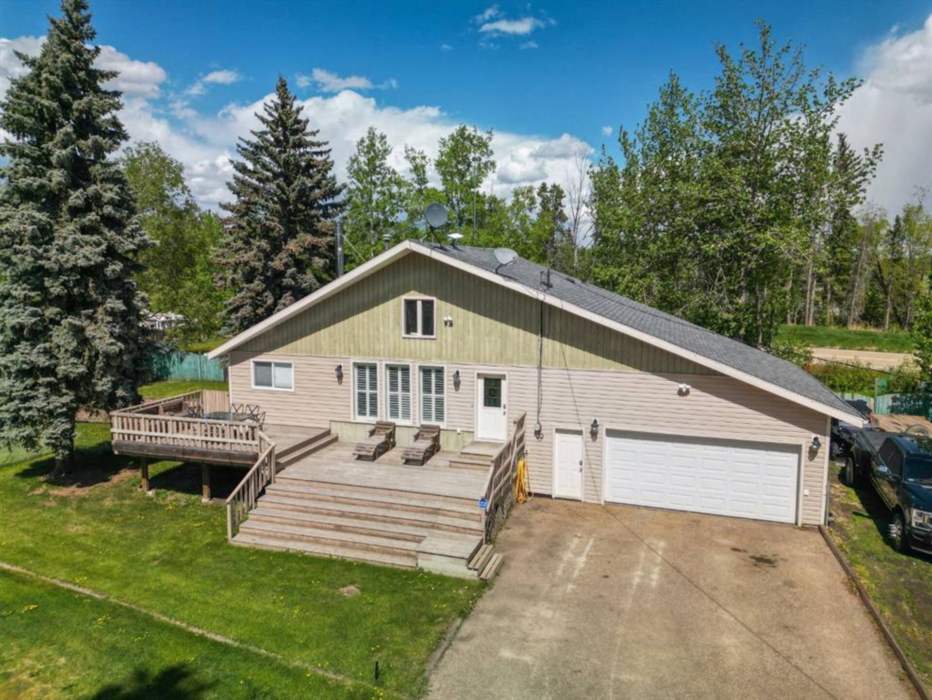 232, 28128 Township Road 412 Rural Lacombe