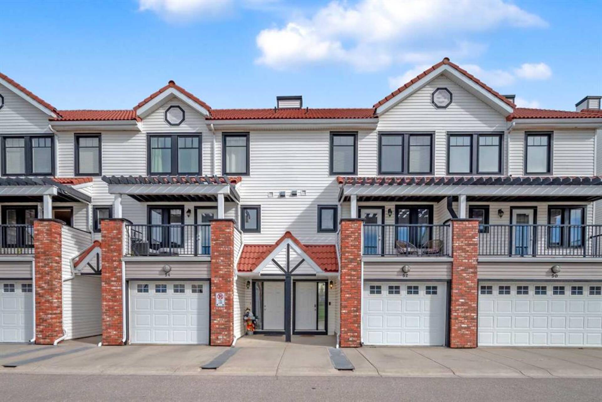 52 Royal Oak Lane NW Calgary