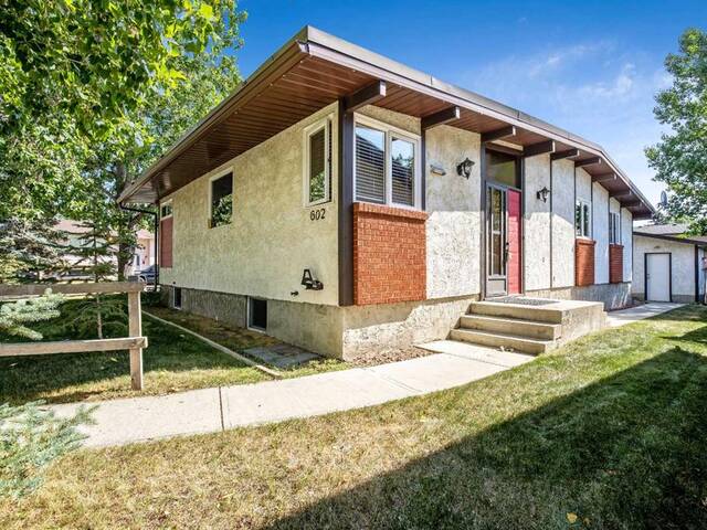 602 5A Street SE High River