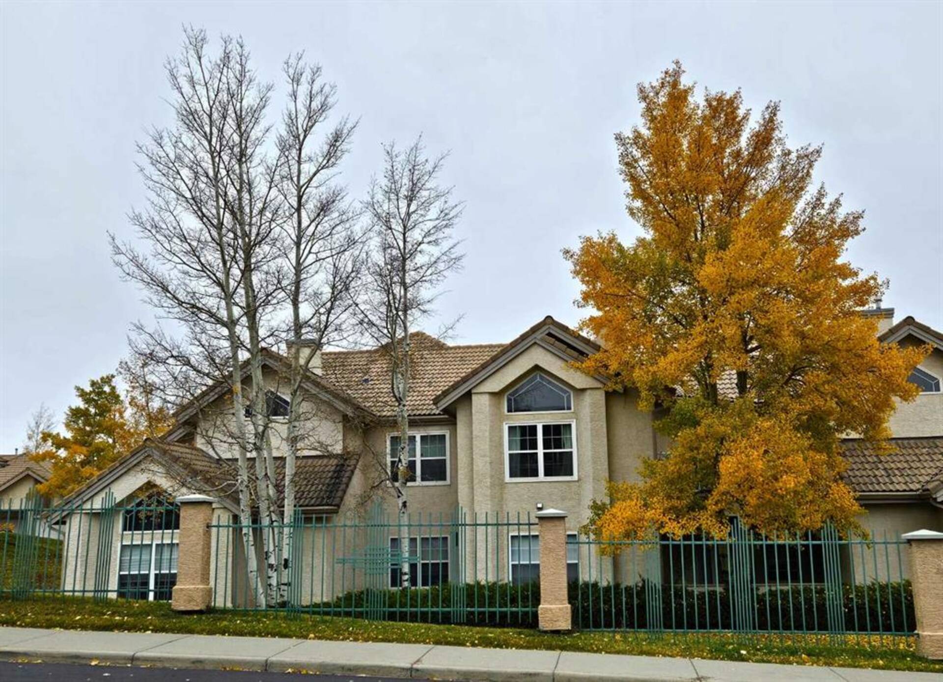 303 Patterson View SW Calgary