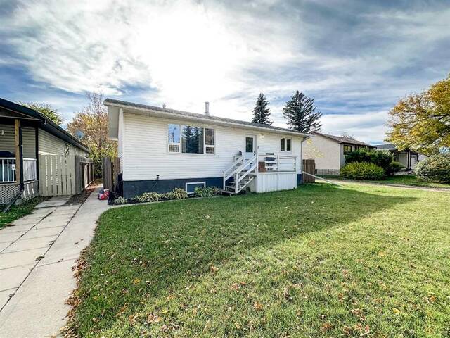 5715 50A Avenue Stettler