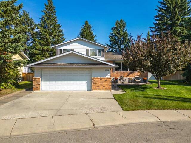 8016 Chardie Road SW Calgary