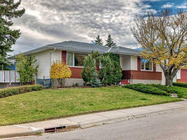 1107 Hunterston Hill NW Calgary