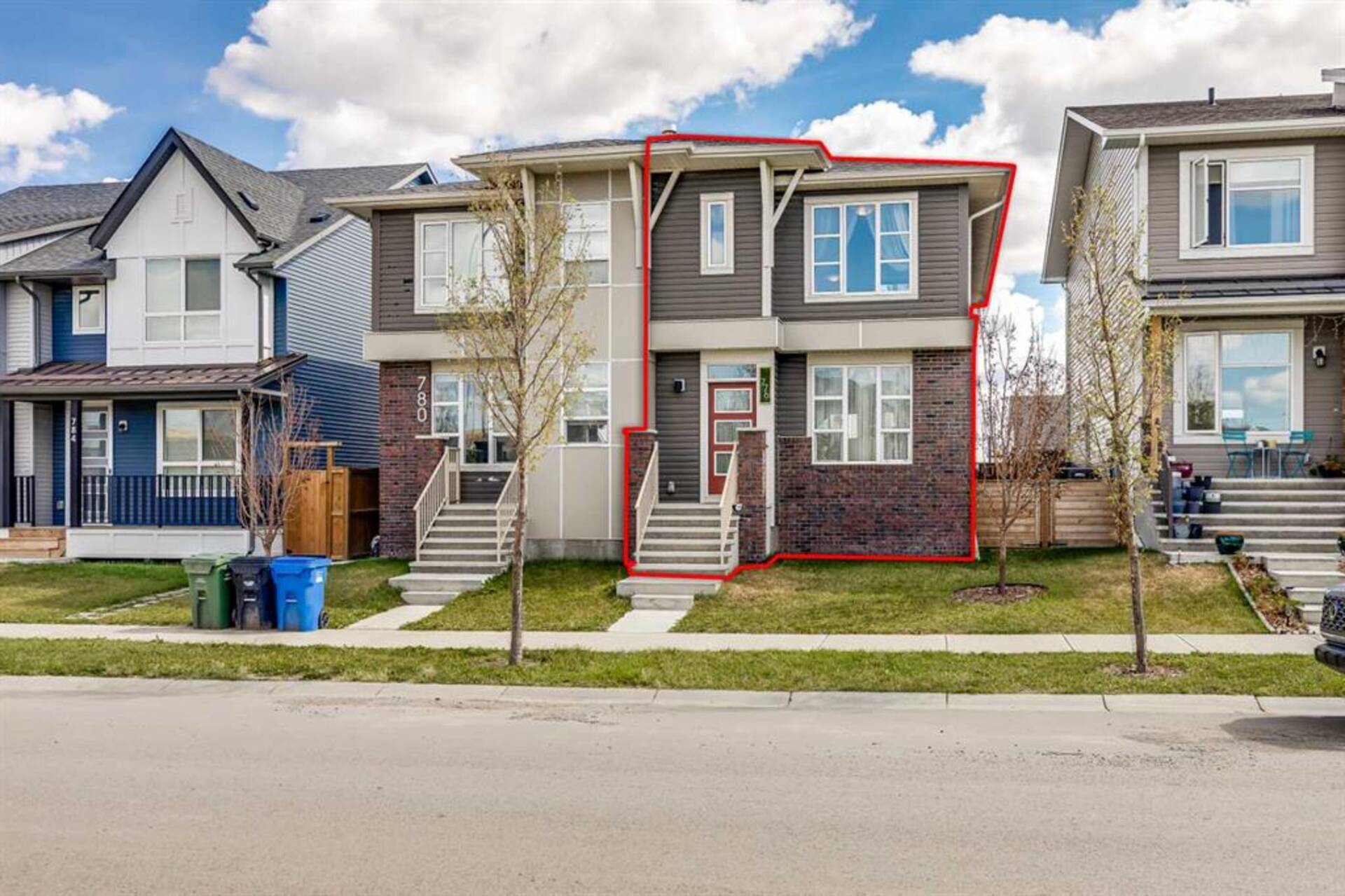 776 Livingston Hill NE Calgary