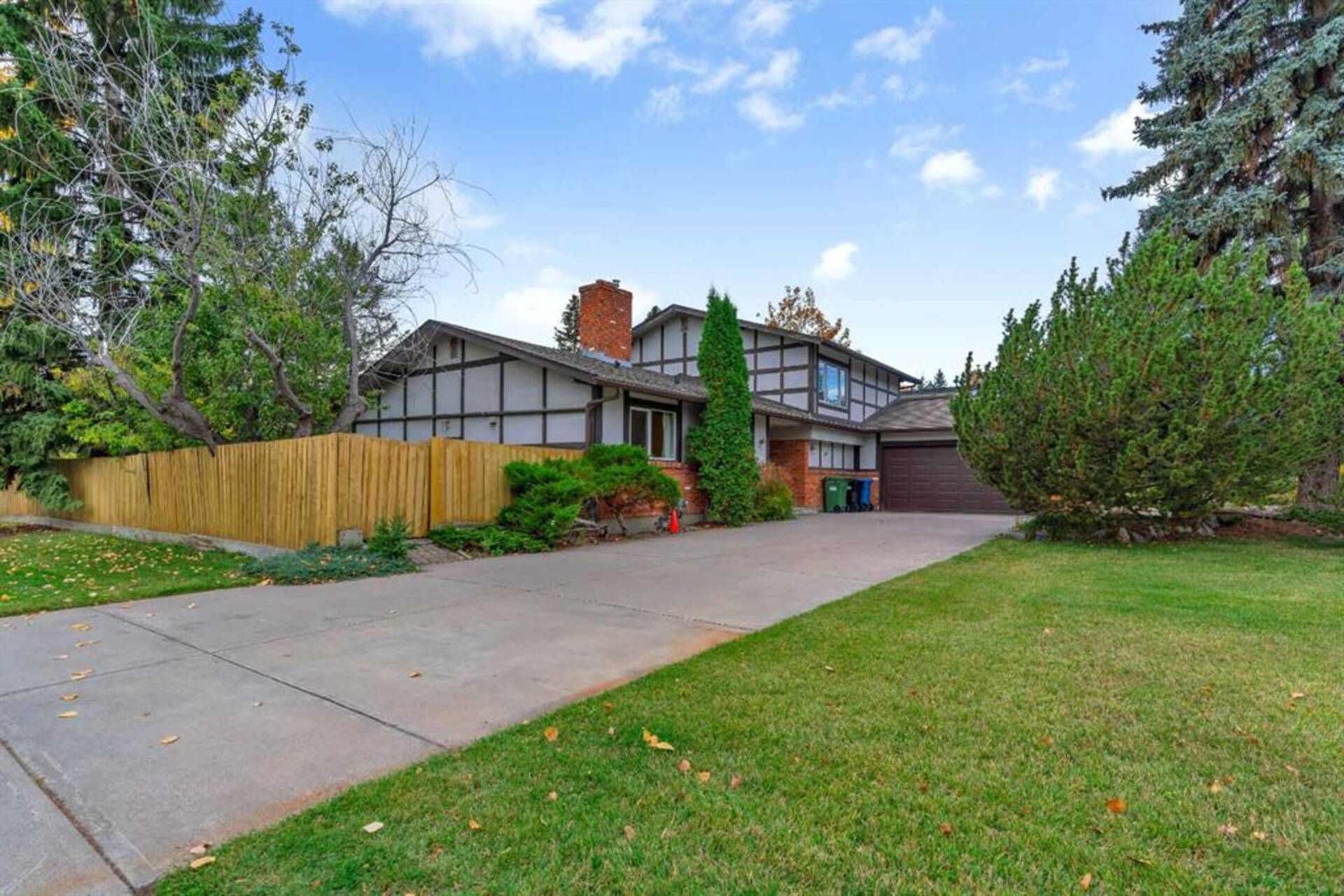 359 Willow Ridge Place SE Calgary