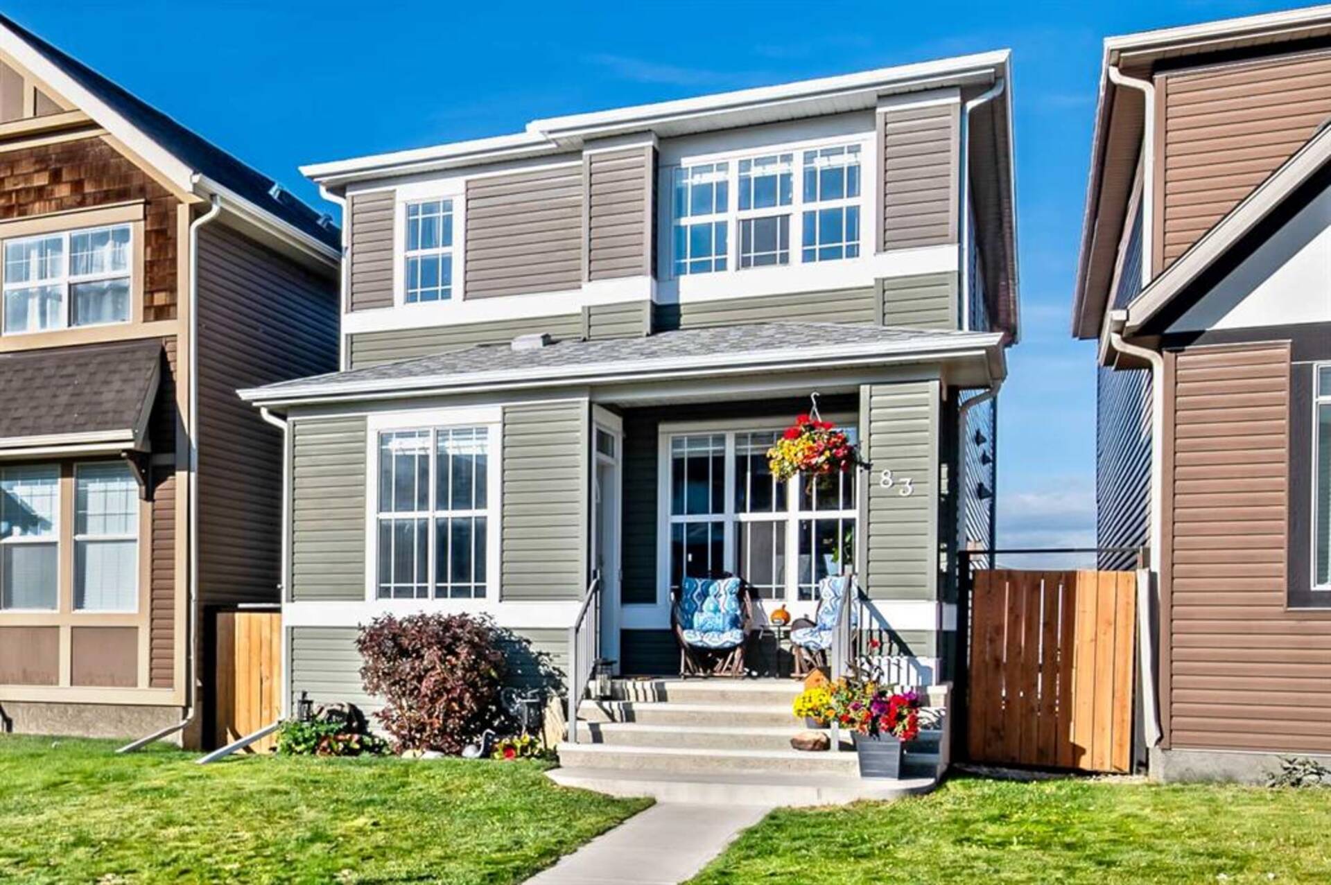 83 Evansborough Crescent NW Calgary