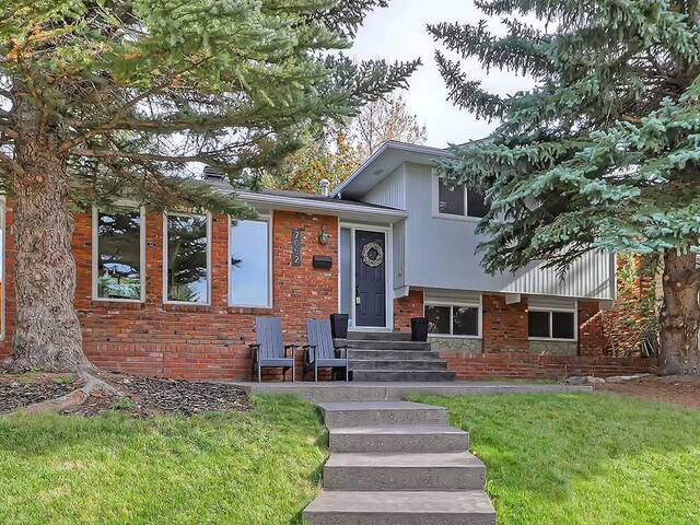 7052 Silverview Road NW Calgary