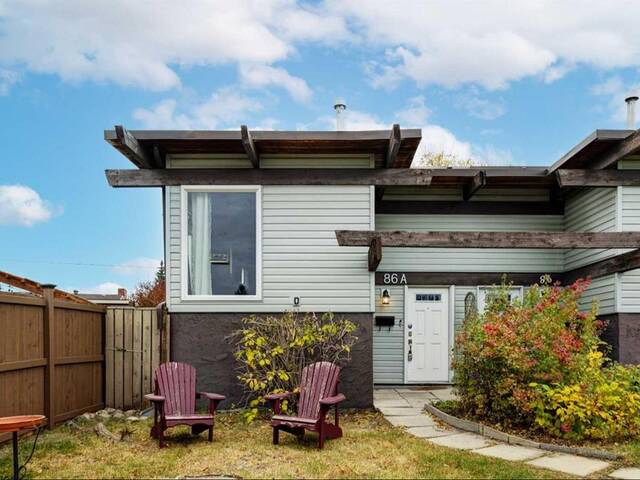 86A Queen Alexandra Close SE Calgary