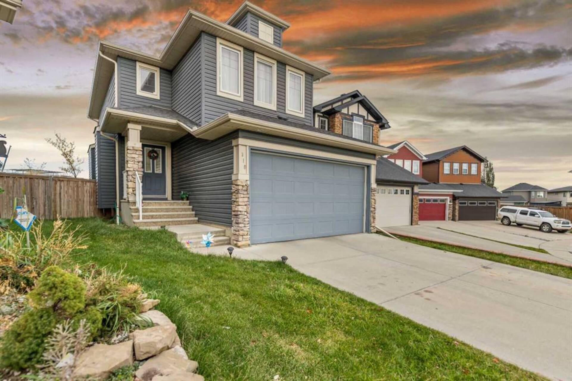 310 Evansdale Way NW Calgary