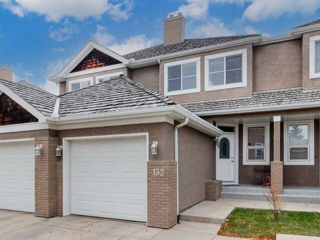 132 Royal Manor NW Calgary