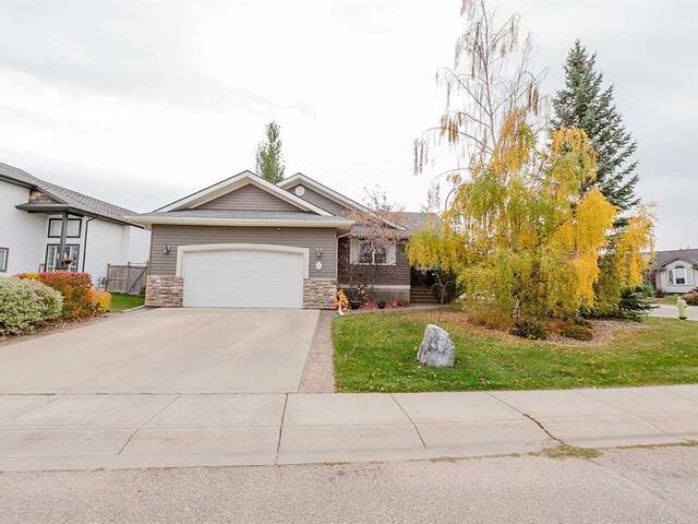 1 Lyon Crescent Sylvan Lake