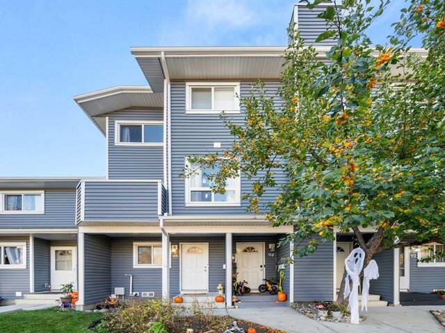 95, 200 Shawnessy Drive SW Calgary