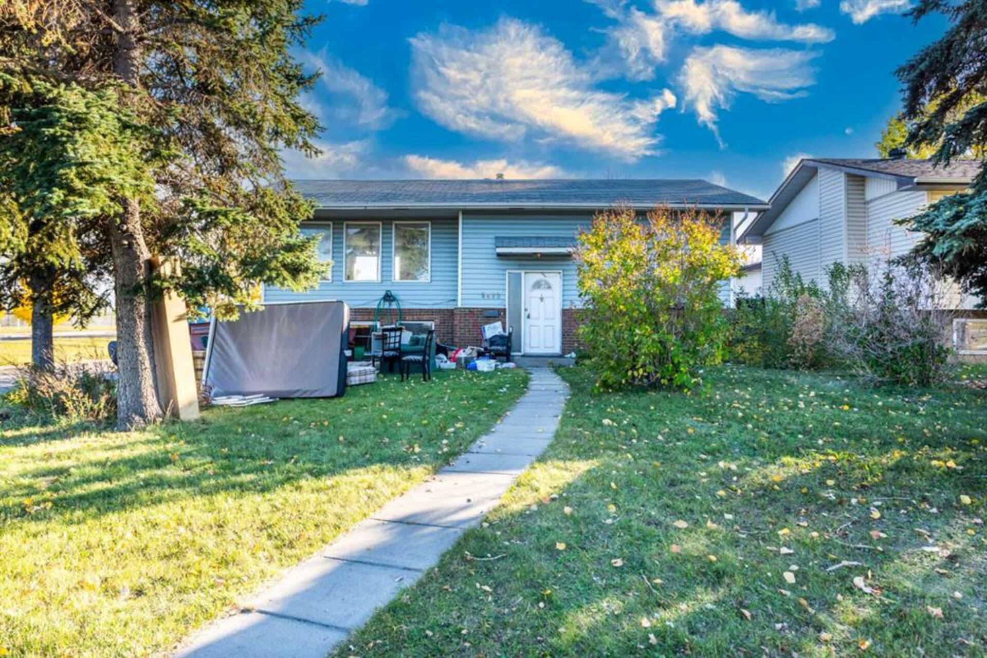 5403 Rundleview Road NE Calgary