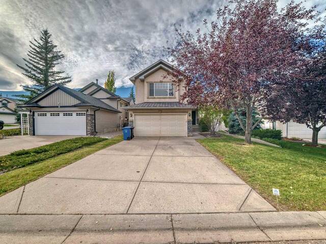 37 Somerglen Close SW Calgary