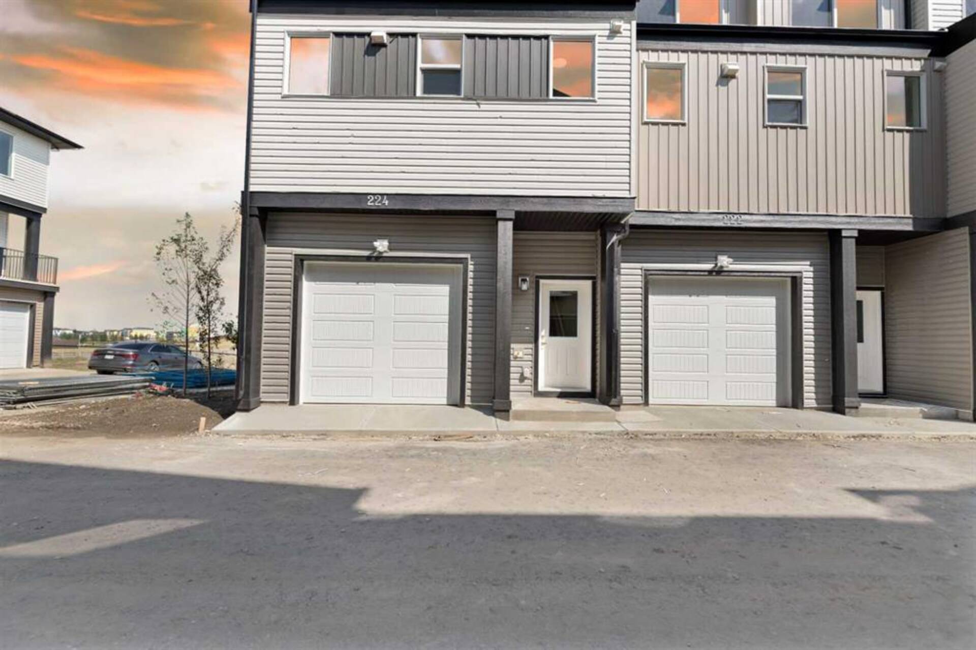 224 Corner Meadows  NE Calgary