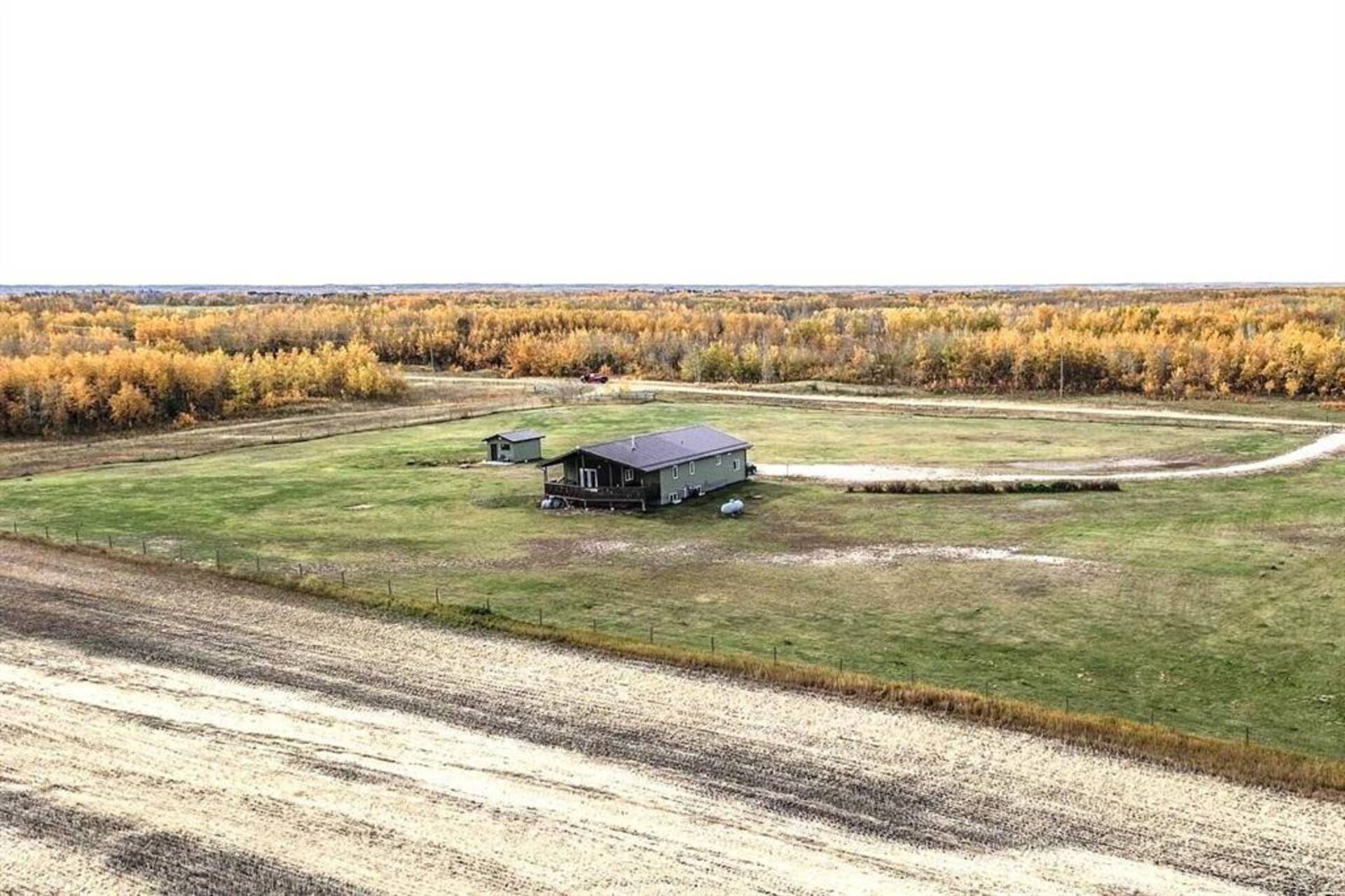 37545 RR 20-4 Rural Stettler