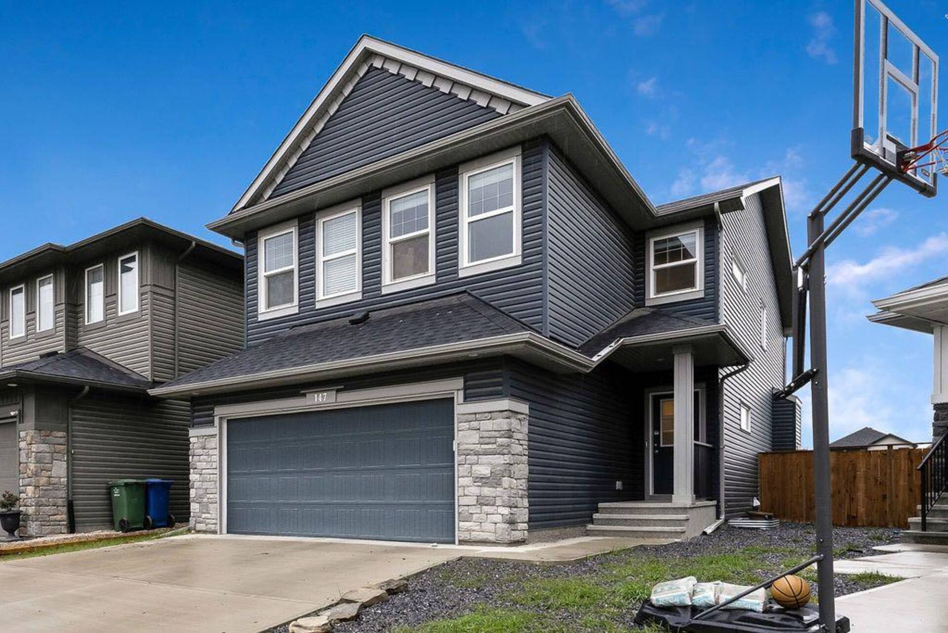 147 Evansfield Close NW Calgary