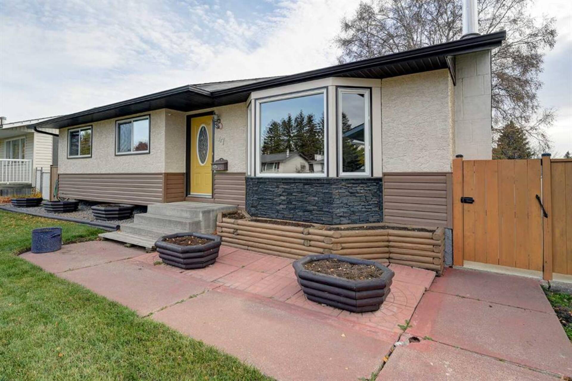 47 OBERLIN Avenue Red Deer