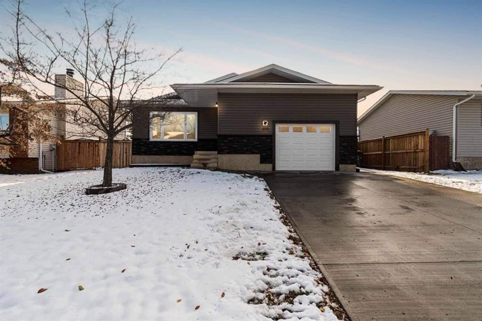 205 Leigh Crescent Fort McMurray